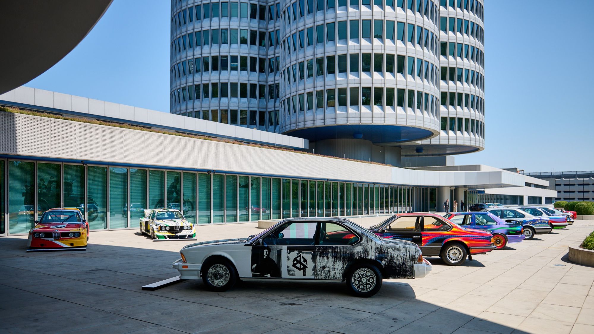 BMW - 50 Jahre Hochhaus - 2022-07 - _RHX3340